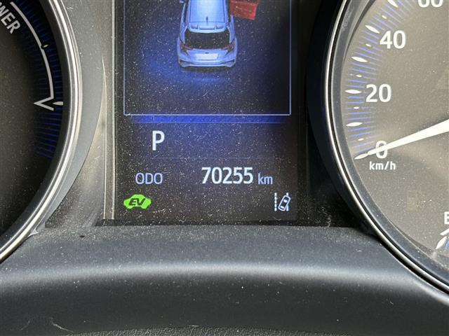 Ｃ－ＨＲ Ｇ　モード　ネロ　車線逸脱警告　レーダークルコン　リアカメラ　衝突軽減　ブルートゥース　ＬＥＤヘッドライ　シートＨ　横滑り防止　オートライト　パワーウインドウ　アイドリングストップ　オートエアコン　フルセグテレビ　ＳＤ（33枚目）