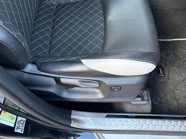 Ｃ－ＨＲ Ｇ　モード　ネロ　車線逸脱警告　レーダークルコン　リアカメラ　衝突軽減　ブルートゥース　ＬＥＤヘッドライ　シートＨ　横滑り防止　オートライト　パワーウインドウ　アイドリングストップ　オートエアコン　フルセグテレビ　ＳＤ（38枚目）