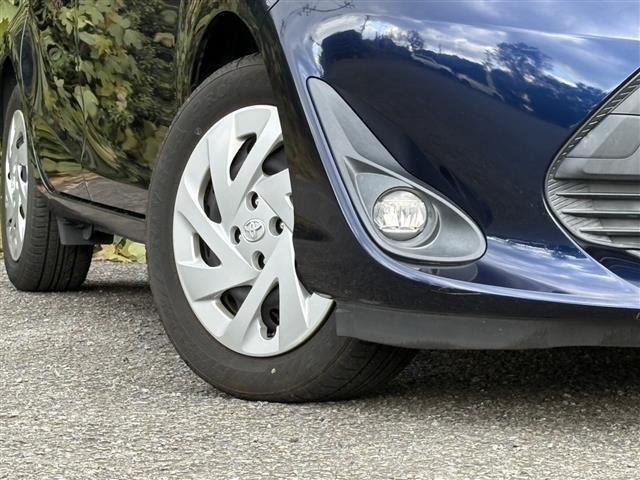 アクア Ｓスタイルブラック　社外メモリーナビ　バックカメラ　フルセグ　　ＤＶＤ　Ｂｌｕｅｔｏｏｔｈ　ビルトインＥＴＣ　ＬＥＤヘッドライト　オートライト　フォグランプ　オートハイビーム　レーンキープ　スマートキー　プッシュスタート（11枚目）