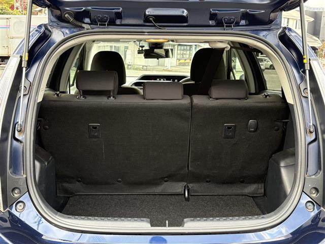 アクア Ｓスタイルブラック　社外メモリーナビ　バックカメラ　フルセグ　　ＤＶＤ　Ｂｌｕｅｔｏｏｔｈ　ビルトインＥＴＣ　ＬＥＤヘッドライト　オートライト　フォグランプ　オートハイビーム　レーンキープ　スマートキー　プッシュスタート（36枚目）