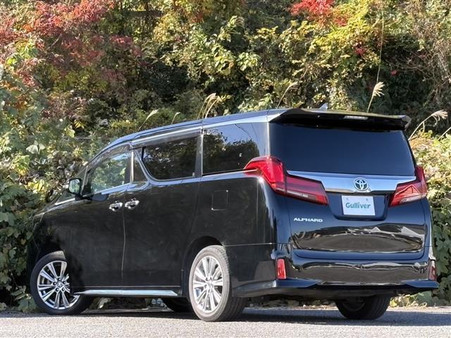 アルファード ２．５Ｓ　タイプゴールドＩＩＩ　ナビＴＶ　フルセグテレビ　ＢＴ接続　クリアランスソナー　レーンアシスト　オートハイビーム　ＴＳＳ　オットマン　ＢＭ　オートライト　ＬＥＤヘッドライト　ドライブレコーダー　ＤＶＤ　ＥＴＣ　オートエアコン（6枚目）