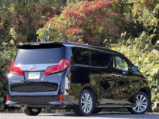 アルファード ２．５Ｓ　タイプゴールドＩＩＩ　ナビＴＶ　フルセグテレビ　ＢＴ接続　クリアランスソナー　レーンアシスト　オートハイビーム　ＴＳＳ　オットマン　ＢＭ　オートライト　ＬＥＤヘッドライト　ドライブレコーダー　ＤＶＤ　ＥＴＣ　オートエアコン（8枚目）