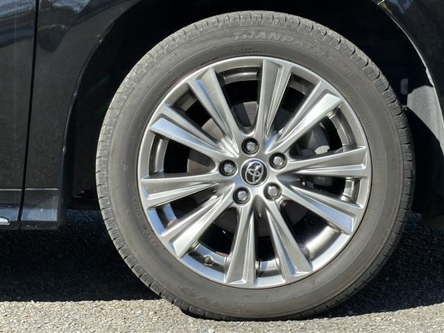 アルファード ２．５Ｓ　タイプゴールドＩＩＩ　ナビＴＶ　フルセグテレビ　ＢＴ接続　クリアランスソナー　レーンアシスト　オートハイビーム　ＴＳＳ　オットマン　ＢＭ　オートライト　ＬＥＤヘッドライト　ドライブレコーダー　ＤＶＤ　ＥＴＣ　オートエアコン（12枚目）