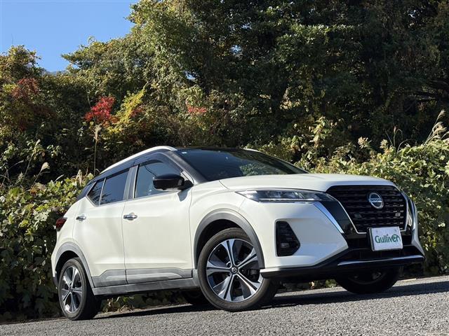 キックス Ｘ　パーキングセンサー　ブルートゥースオーディオ　地デジ　ナビ＆ＴＶ　ＶＤＣ　追従クルコン　スマートキー　ＤＶＤ再生　ＬＥＤヘッド　レーンアシスト　パワーステアリング　ＥＴＣ　オートライト　ＡＡＣ　ＡＢＳ（10枚目）