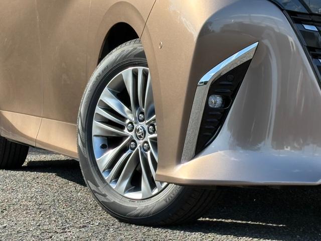 アルファード Ｚ　左右独立ムーンルーフ　トヨタチームメイト　ユニバーサルステップ　アドバンストパーク　パーキングサポートブレーキ　アドバンストブレーキ　パノラミックビューモニター純正ナビ　パワーリアゲート　両側パワスラ（10枚目）