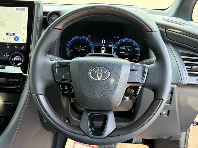 アルファード Ｚ　左右独立ムーンルーフ　トヨタチームメイト　ユニバーサルステップ　アドバンストパーク　パーキングサポートブレーキ　アドバンストブレーキ　パノラミックビューモニター純正ナビ　パワーリアゲート　両側パワスラ（25枚目）