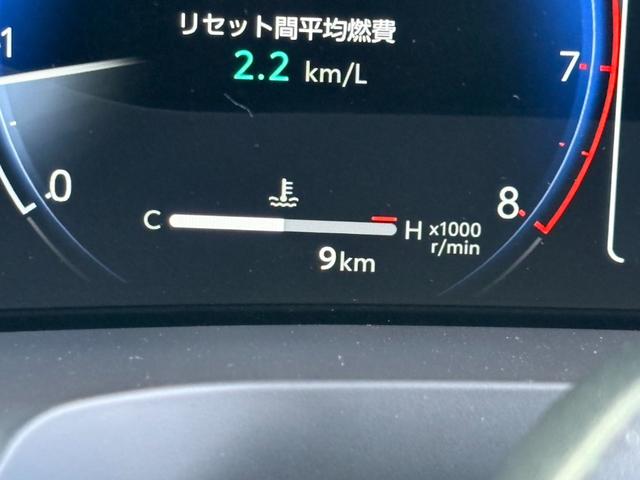 アルファード Ｚ　左右独立ムーンルーフ　トヨタチームメイト　ユニバーサルステップ　アドバンストパーク　パーキングサポートブレーキ　アドバンストブレーキ　パノラミックビューモニター純正ナビ　パワーリアゲート　両側パワスラ（31枚目）