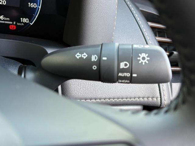 アルファード Ｚ　左右独立ムーンルーフ　トヨタチームメイト　ユニバーサルステップ　アドバンストパーク　パーキングサポートブレーキ　アドバンストブレーキ　パノラミックビューモニター純正ナビ　パワーリアゲート　両側パワスラ（39枚目）