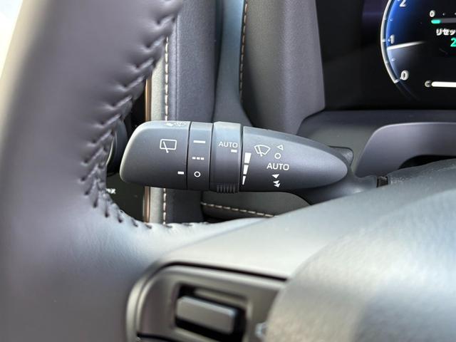 アルファード Ｚ　左右独立ムーンルーフ　トヨタチームメイト　ユニバーサルステップ　アドバンストパーク　パーキングサポートブレーキ　アドバンストブレーキ　パノラミックビューモニター純正ナビ　パワーリアゲート　両側パワスラ（48枚目）