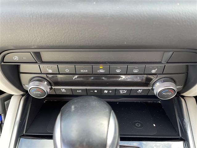 ＣＸ－８ ＸＤ　エクスクルーシブモード　４ＷＤ、純正ＳＤナビ（ＴＶ、ＦＭ＆ＡＭ、ＳＤ、ＤＩＳＣ、Ａｐｐｌｅｃａｒｐｌａｙ）、ＢＳＭ、ＡＶＨ、ＨＵＤ、置くだけ充電、パワーシート、シートヒーター、エアシート、本革シート、社外ドラレコ、サンルーフ（8枚目）