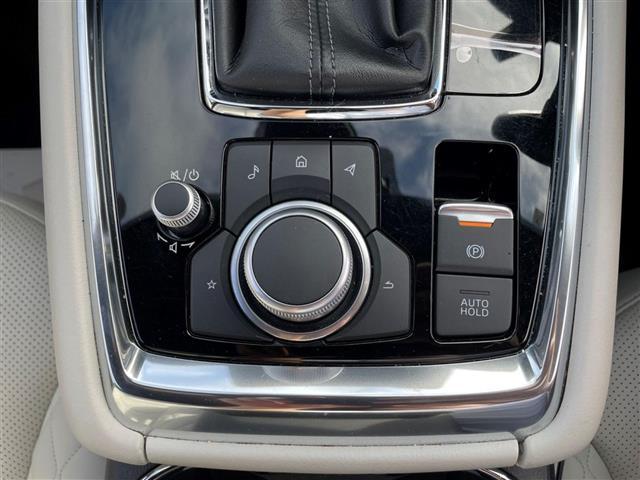 ＣＸ－８ ＸＤ　エクスクルーシブモード　４ＷＤ、純正ＳＤナビ（ＴＶ、ＦＭ＆ＡＭ、ＳＤ、ＤＩＳＣ、Ａｐｐｌｅｃａｒｐｌａｙ）、ＢＳＭ、ＡＶＨ、ＨＵＤ、置くだけ充電、パワーシート、シートヒーター、エアシート、本革シート、社外ドラレコ、サンルーフ（9枚目）