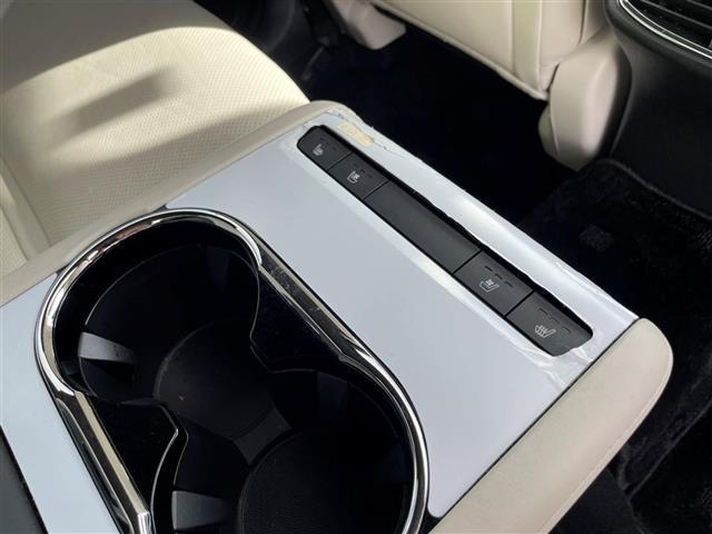 ＣＸ－８ ＸＤ　エクスクルーシブモード　４ＷＤ、純正ＳＤナビ（ＴＶ、ＦＭ＆ＡＭ、ＳＤ、ＤＩＳＣ、Ａｐｐｌｅｃａｒｐｌａｙ）、ＢＳＭ、ＡＶＨ、ＨＵＤ、置くだけ充電、パワーシート、シートヒーター、エアシート、本革シート、社外ドラレコ、サンルーフ（24枚目）