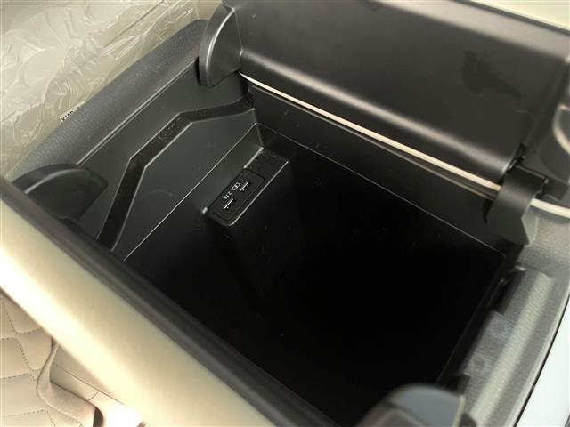 ＣＸ－８ ＸＤ　エクスクルーシブモード　４ＷＤ、純正ＳＤナビ（ＴＶ、ＦＭ＆ＡＭ、ＳＤ、ＤＩＳＣ、Ａｐｐｌｅｃａｒｐｌａｙ）、ＢＳＭ、ＡＶＨ、ＨＵＤ、置くだけ充電、パワーシート、シートヒーター、エアシート、本革シート、社外ドラレコ、サンルーフ（25枚目）