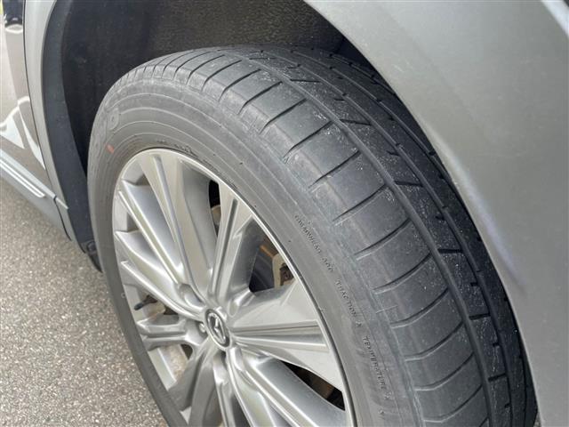 ＣＸ－８ ＸＤ　エクスクルーシブモード　４ＷＤ、純正ＳＤナビ（ＴＶ、ＦＭ＆ＡＭ、ＳＤ、ＤＩＳＣ、Ａｐｐｌｅｃａｒｐｌａｙ）、ＢＳＭ、ＡＶＨ、ＨＵＤ、置くだけ充電、パワーシート、シートヒーター、エアシート、本革シート、社外ドラレコ、サンルーフ（35枚目）