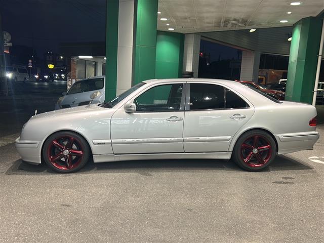 Eクラス E320(15枚目)