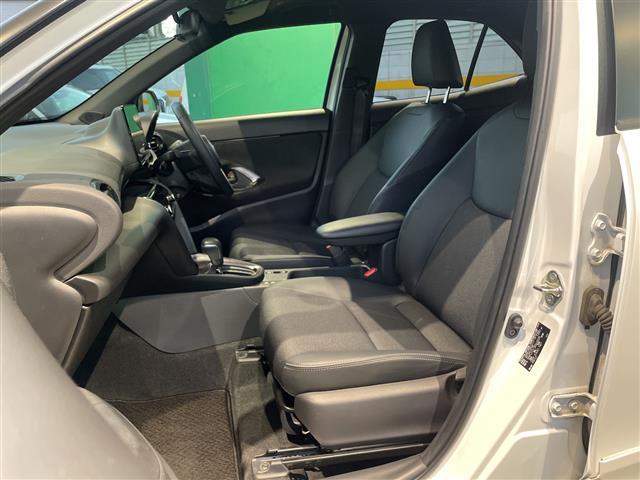 ヤリスクロス ハイブリッドZ ☆ワンオーナー車☆登録時走行距離17,241km☆モデリスタエアロ(ADVANCE ROBUST STYLE)☆保証書☆取扱説明書☆記録簿☆純正ディスプレイオーディオPlus(コネクティッドナビ対応)(12枚目)