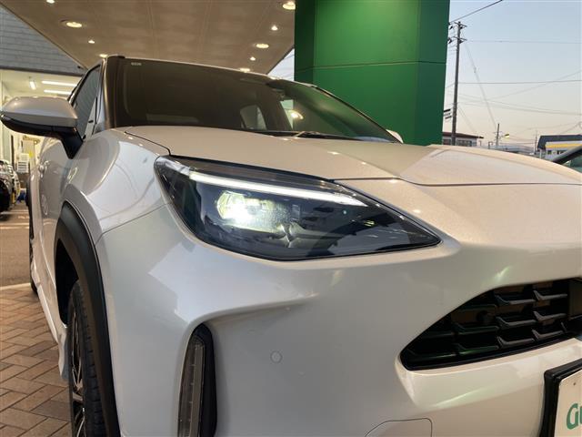 ヤリスクロス ハイブリッドZ ☆ワンオーナー車☆登録時走行距離17,241km☆モデリスタエアロ(ADVANCE ROBUST STYLE)☆保証書☆取扱説明書☆記録簿☆純正ディスプレイオーディオPlus(コネクティッドナビ対応)(16枚目)