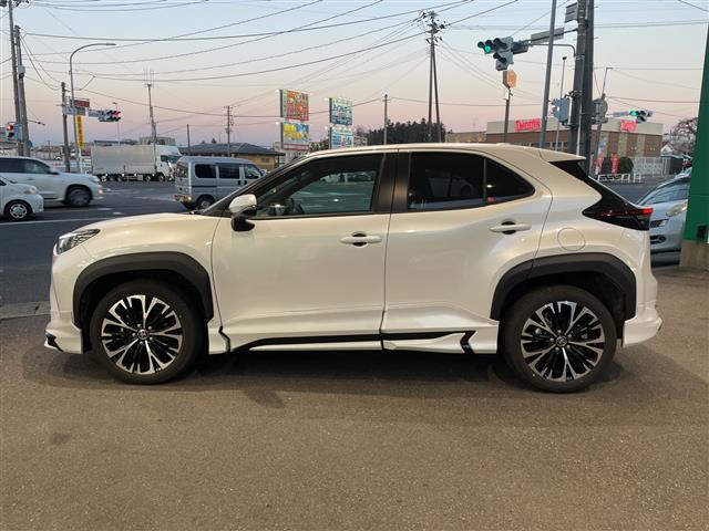 ヤリスクロス ハイブリッドZ ☆ワンオーナー車☆登録時走行距離17,241km☆モデリスタエアロ(ADVANCE ROBUST STYLE)☆保証書☆取扱説明書☆記録簿☆純正ディスプレイオーディオPlus(コネクティッドナビ対応)(22枚目)