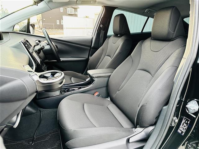 S トヨタセーフティセンス サンルーフ 社外SDナビ CD DVD DTV Bluetooth バックカメラ レーダークルーズコントロール LEDオートライト オートハイビーム(8枚目)