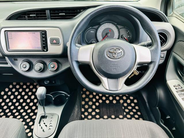 F 純正SDメモリナビ 純正ワンセグTV 4WD 横滑り防止装置 社外アルミホイール14インチ 純ホイール(スタッドレス積込)純正ハロゲンヘッドライト リモコンキー(4枚目)