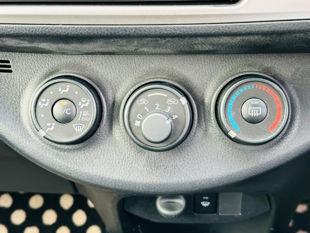 F 純正SDメモリナビ 純正ワンセグTV 4WD 横滑り防止装置 社外アルミホイール14インチ 純ホイール(スタッドレス積込)純正ハロゲンヘッドライト リモコンキー(8枚目)