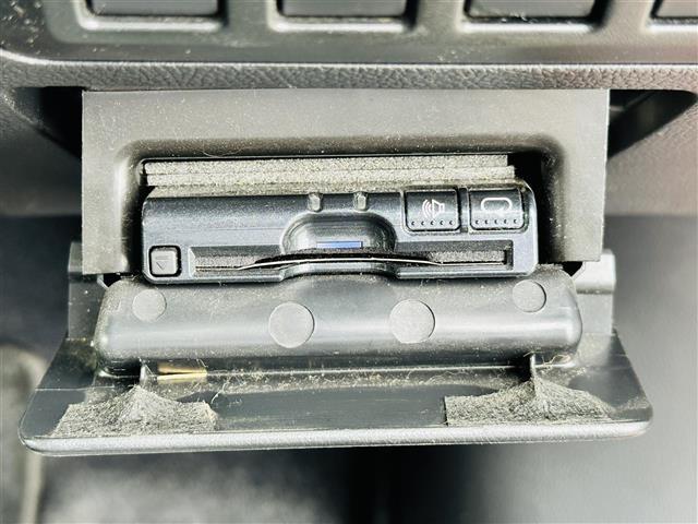 ベースグレード 純正ナビ バックカメラ レーダークルーズコントロール 純正アルミホイール パワーシート メモリーシート シートヒーター スマートキー プッシュスタート エンジンスターター ETC(4枚目)