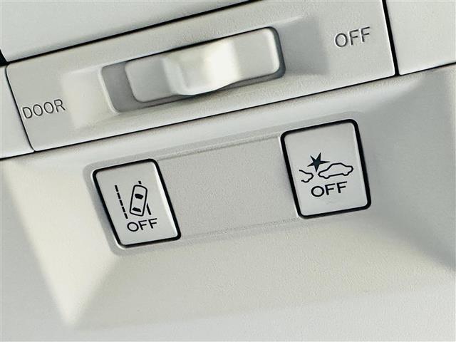 2.5iアイサイト 4WD 純正HDDナビ CD/DVD/DTV/Bluetooth バックカメラ レーダークルーズコントロール HIDオートライト パドルシフト ハーフレザー調シート パワーシート スマートキ- ETC(4枚目)