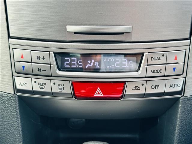 2.5iアイサイト 4WD 純正HDDナビ CD/DVD/DTV/Bluetooth バックカメラ レーダークルーズコントロール HIDオートライト パドルシフト ハーフレザー調シート パワーシート スマートキ- ETC(8枚目)