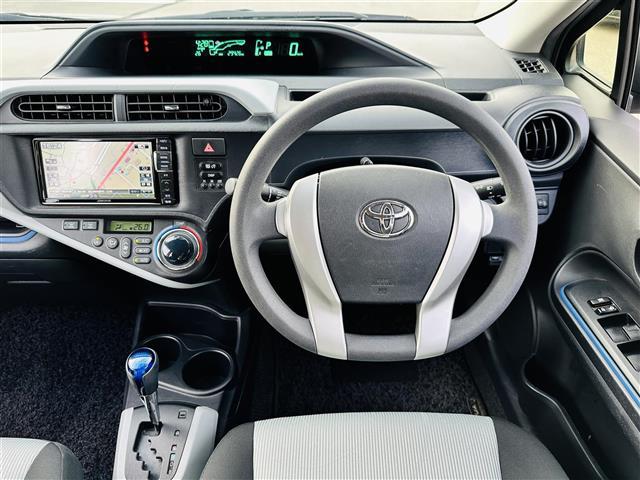 S アルパインナビ CD/DVD/DTV/Bluetooth バックカメラ 社外アルミホイール付きスタッドレス積込 リモコンキー ETC フロアマット ドアバイザー レベライザー(5枚目)