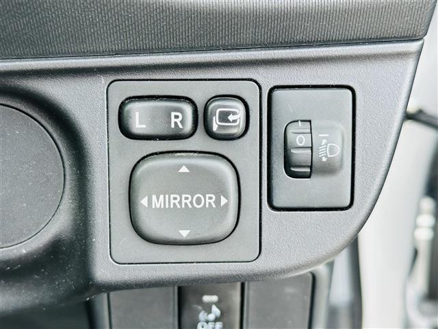 S アルパインナビ CD/DVD/DTV/Bluetooth バックカメラ 社外アルミホイール付きスタッドレス積込 リモコンキー ETC フロアマット ドアバイザー レベライザー(14枚目)
