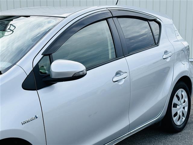 S アルパインナビ CD/DVD/DTV/Bluetooth バックカメラ 社外アルミホイール付きスタッドレス積込 リモコンキー ETC フロアマット ドアバイザー レベライザー(31枚目)