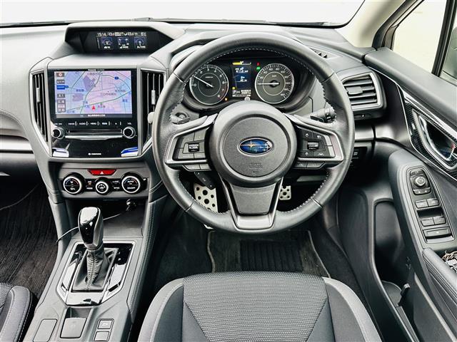 ２．０ｉ－Ｓアイサイト　４ＷＤ　純正ＳＤナビ　ＣＤ／ＤＶＤ／ＤＴＶ／Ｂｌｕｅｔｏｏｔｈ　バックカメラ　レーダークルーズコントロール　ＬＥＤオートライト　パドルシフト　純正アルミホイール　ＥＴＣ　パワーシート　アイストップ(5枚目)