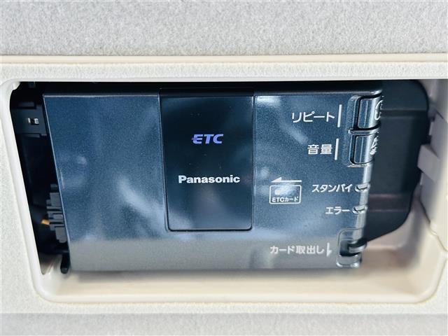 デミオ ＸＤブラックレザーリミテッド　スマートシティブレーキ　純正ＳＤナビ　ＣＤ／ＤＶＤ／ＤＴＶ／Ｂｌｕｅｔｏｏｔｈ　ＬＥＤオートライト　クルーズコントロール　パドルシフト　ハーフレザーシート　シートヒーター　社外ＡＷ付き冬タイヤ積込（4枚目）