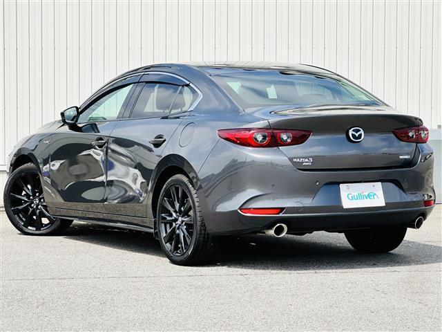 ＭＡＺＤＡ３セダン Ｘ　ブラックトーンエディション　４ＷＤ　純正ＳＤナビ　ＣＤ／ＤＶＤ／ＤＴＶ／Ｂｌｕｅｔｏｏｔｈ　全方位カメラ　レーダークルーズコントロール　コーナーセンサー　ＬＥＤオートライト　パドルシフト　ステアリングスイッチ　前後ドラレコ（43枚目）