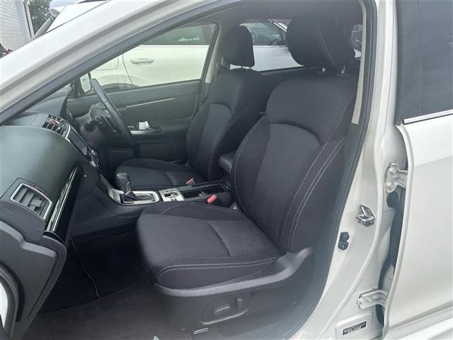 レヴォーグ 1.6GTアイサイト 純正ナビ/バックカメラ/アイサイト/TV(フルセグ)/4WD/ターボエンジン/クルーズコントロール/スマートキー/純正アルミホイール/電動格納ミラー/アイドリングストップ/ETC/プッシュスタート(21枚目)