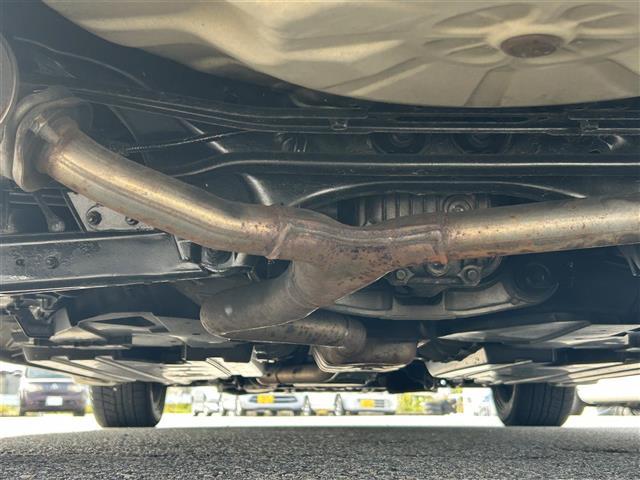 レヴォーグ 1.6GTアイサイト 純正ナビ/バックカメラ/アイサイト/TV(フルセグ)/4WD/ターボエンジン/クルーズコントロール/スマートキー/純正アルミホイール/電動格納ミラー/アイドリングストップ/ETC/プッシュスタート(43枚目)