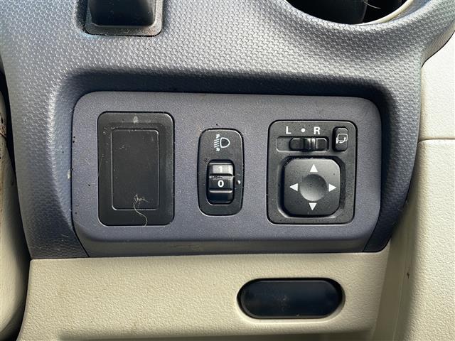 eKワゴン M 禁煙車 純正オーディオ ウィンカーミラー 電動格納ミラー パワーステアリング パワーウィンドウ(6枚目)