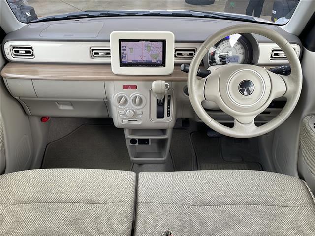アルトラパン Ｓ　禁煙車／バックカメラ／社外ナビ／電動格納ミラー／キセノンヘッドランプ／スマートキー／シートヒーター／アイドリングストップ／ＥＴＣ／プッシュスタート／純正フロアマット／本革巻きステアリング／盗難防止装置（6枚目）