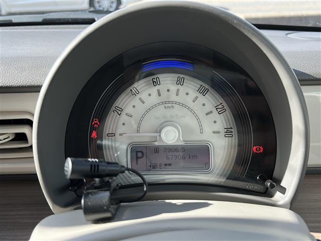 アルトラパン Ｓ　禁煙車／バックカメラ／社外ナビ／電動格納ミラー／キセノンヘッドランプ／スマートキー／シートヒーター／アイドリングストップ／ＥＴＣ／プッシュスタート／純正フロアマット／本革巻きステアリング／盗難防止装置（9枚目）