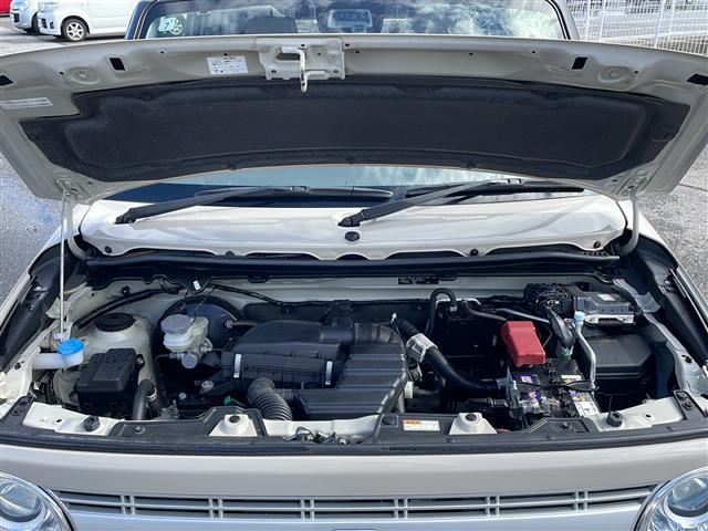 アルトラパン Ｓ　禁煙車／バックカメラ／社外ナビ／電動格納ミラー／キセノンヘッドランプ／スマートキー／シートヒーター／アイドリングストップ／ＥＴＣ／プッシュスタート／純正フロアマット／本革巻きステアリング／盗難防止装置（42枚目）