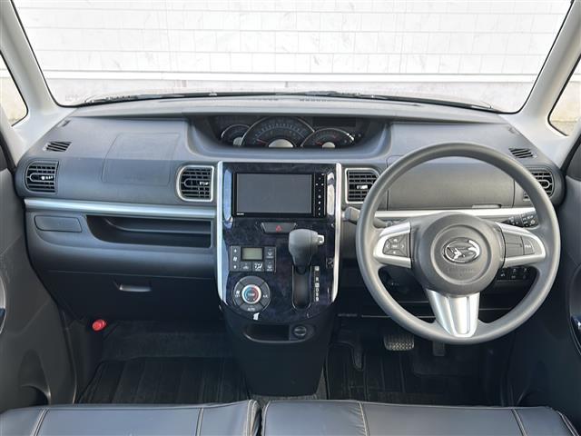 タント カスタムX トップエディションSAIII 禁煙車/純正ナビ/バックカメラ/TV(フルセグ)/片側パワースライドドア/スマートキー/ハーフレザーシート/シートヒーター/純正アルミホイール/純正フロアマット/プッシュスタート/盗難防止装置(6枚目)