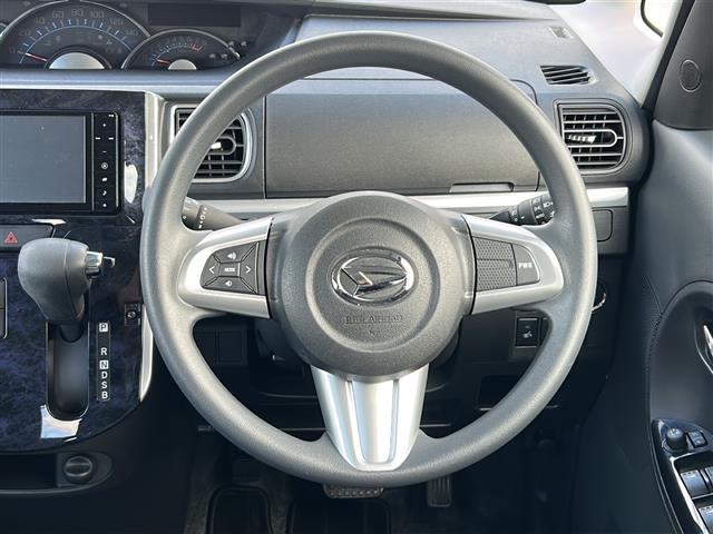 タント カスタムX トップエディションSAIII 禁煙車/純正ナビ/バックカメラ/TV(フルセグ)/片側パワースライドドア/スマートキー/ハーフレザーシート/シートヒーター/純正アルミホイール/純正フロアマット/プッシュスタート/盗難防止装置(9枚目)