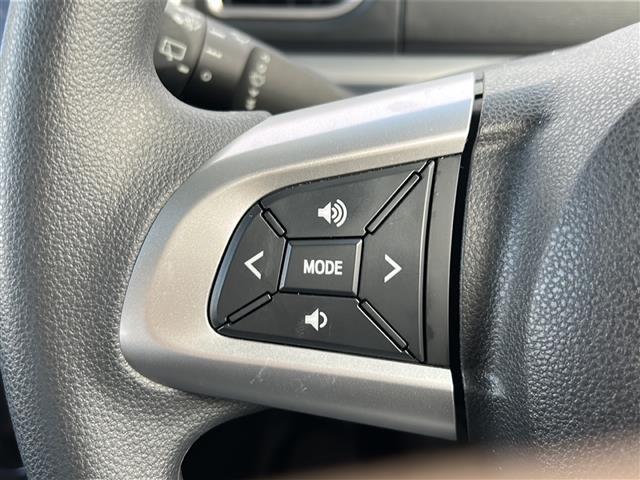 タント カスタムX トップエディションSAIII 禁煙車/純正ナビ/バックカメラ/TV(フルセグ)/片側パワースライドドア/スマートキー/ハーフレザーシート/シートヒーター/純正アルミホイール/純正フロアマット/プッシュスタート/盗難防止装置(10枚目)