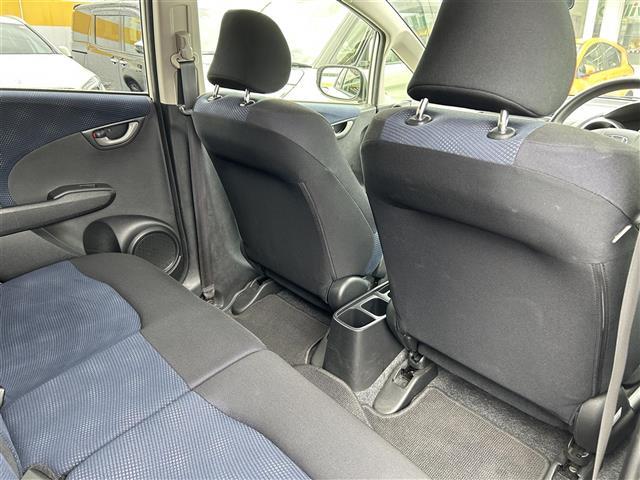 ガラスコーティング、ナビゲーション、ＥＴＣなど、その他のパーツの取り付けお見積もりのご相談も承っております！！クルマのこと何でもお任せください！