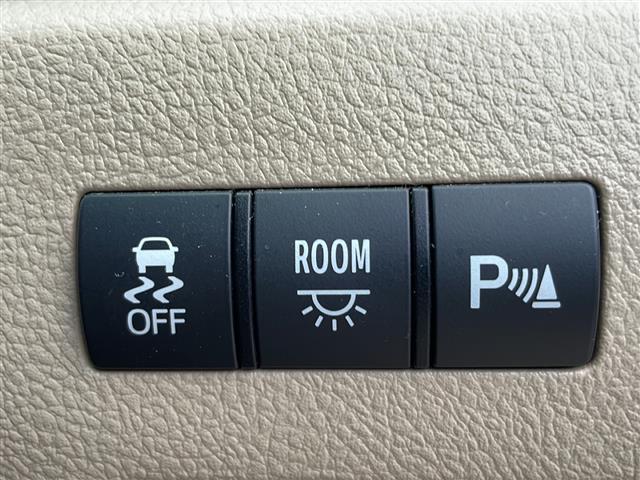 アルファード 240X 禁煙車/純正ナビ/TV(フルセグ)/バックカメラ/HIDランプ/クルーズコントロール/片側電動スライドドア/電動格納ミラー/ETC/純正アルミホイール/プッシュスタート/スマートキー/デュアルエアコン(12枚目)