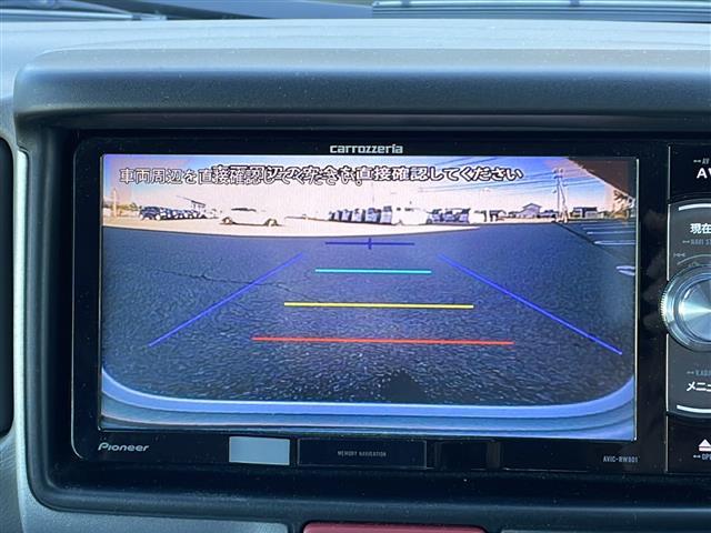 エブリイワゴン PZターボスペシャル 禁煙車/社外SDナビ/バックカメラ/フルセグ/BlueTooth・CD・DVD/両側電動パワースライド/純背アルミホイール/純正フロアマット/オートライト/LEDヘッドライト/スマートキー/スペアキー(4枚目)
