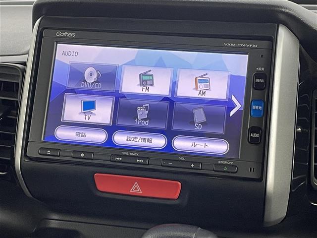 Ｎ－ＢＯＸカスタム Ｇ　ＳＳブラックスタイルパッケージ　４ＷＤ／寒冷地仕様／純正メモリナビ／フルセグ／純正ビルトインＥＴＣ／前後ドライブレコーダー／バックカメラ／衝突軽減ブレーキ／横滑り防止（4枚目）