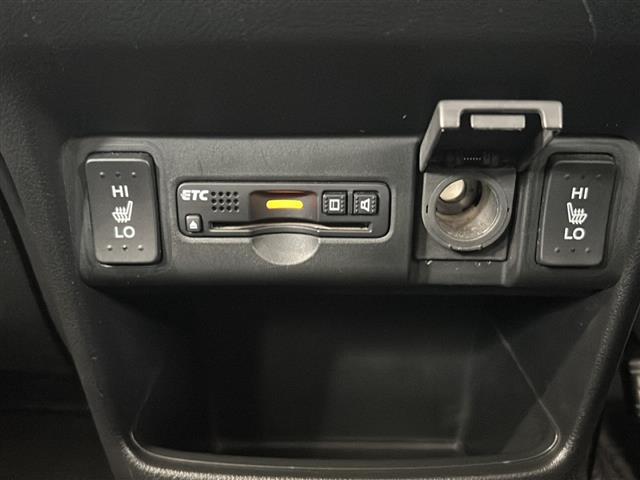 Ｎ－ＢＯＸカスタム Ｇ　ＳＳブラックスタイルパッケージ　４ＷＤ／寒冷地仕様／純正メモリナビ／フルセグ／純正ビルトインＥＴＣ／前後ドライブレコーダー／バックカメラ／衝突軽減ブレーキ／横滑り防止（15枚目）