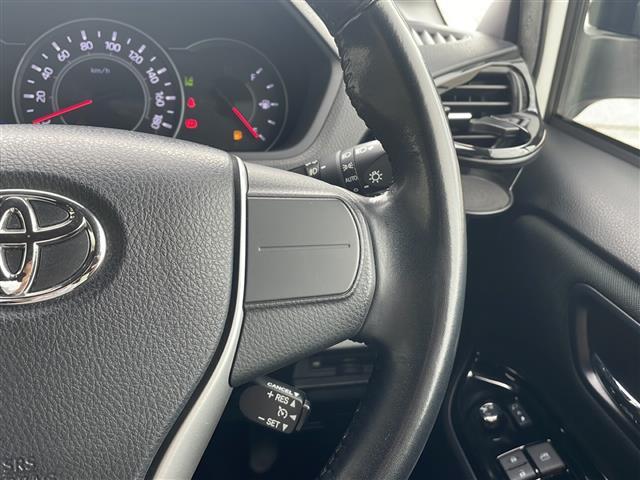 ヴォクシー ＺＳ　煌　フリップダウンモニター／純正ＳＤナビ／フルセグ／バックカメラ／衝突被害軽減ブレーキ／レーンキープアシスト／クルーズコントロール／ＥＴＣ／オートマチックハイビーム／両側パワースライドドア（10枚目）