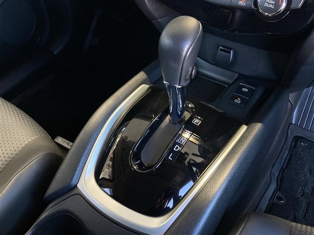 エクストレイル ２０Ｘｉ　禁煙／純正ＳＤナビ／フルセグ／プロパイロット／エマージェンシーブレーキ／アラウンドビューモニター／パワーバックドア／ＥＴＣ／ＬＥＤヘッドライト／シートヒーター／ドライブレコーダー（9枚目）